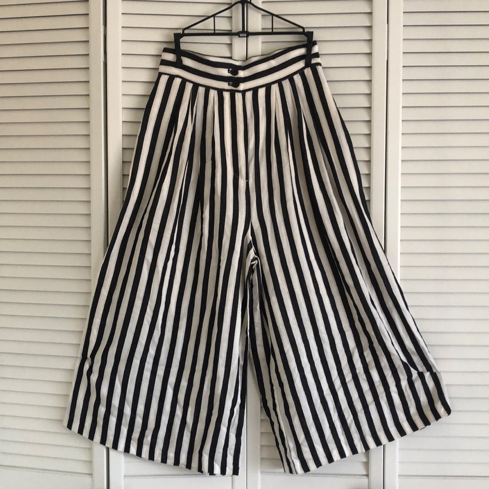 High Waisted wide leg crop pants